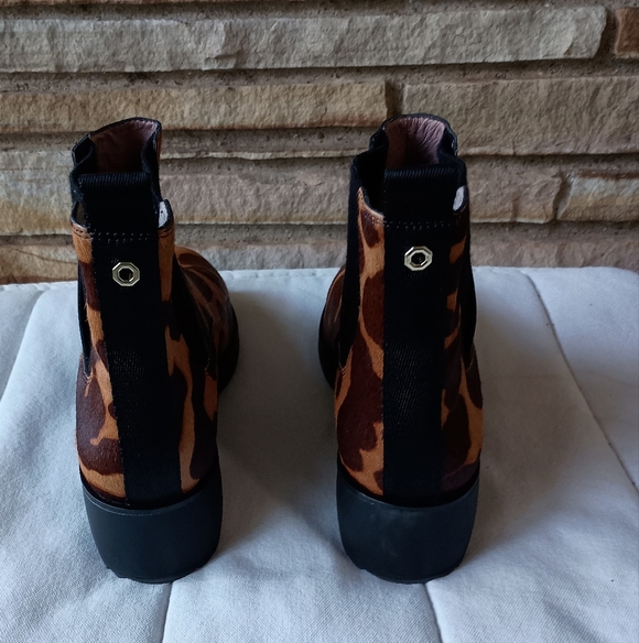 Louise et Cie Leopard Print Ankle Boots - Picture 5 of 10